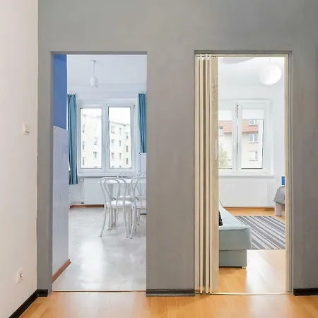 Economy City Center Dworcowa Apartman